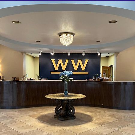 Historic Whispering Woods Hotel & Conference Center Olive Branch Eksteriør billede